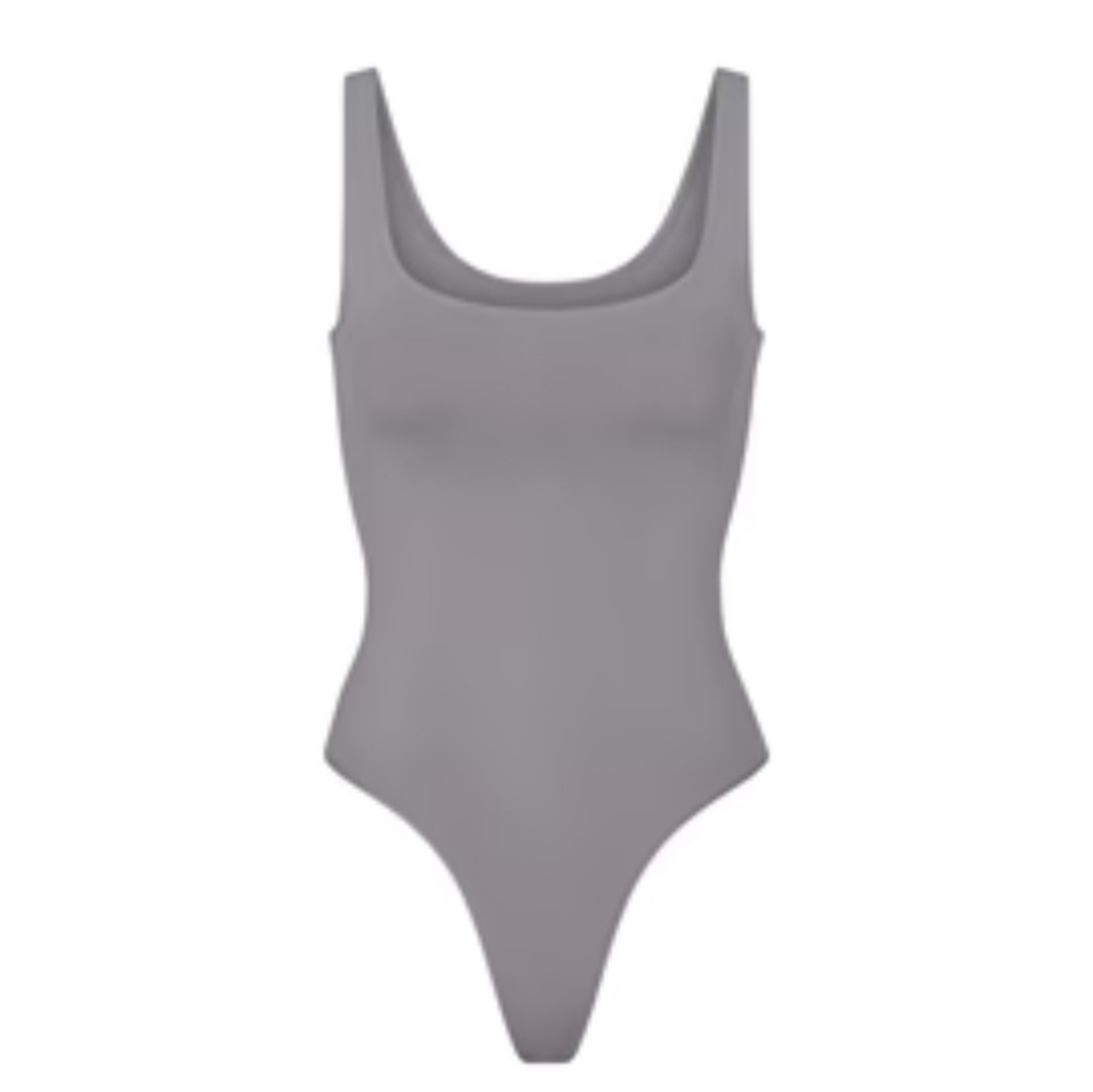New Skims SOFT SMOOTHING SEAMLESS THONG BODYSUIT SIZE XL COLOR Grey